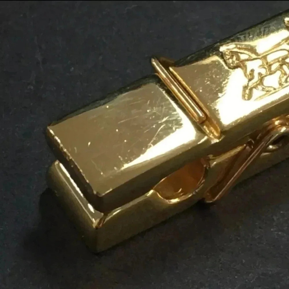 Celine Horse Carriage Gold Tone Clothespin Paper Holder Clip - Picture 6 of 6
